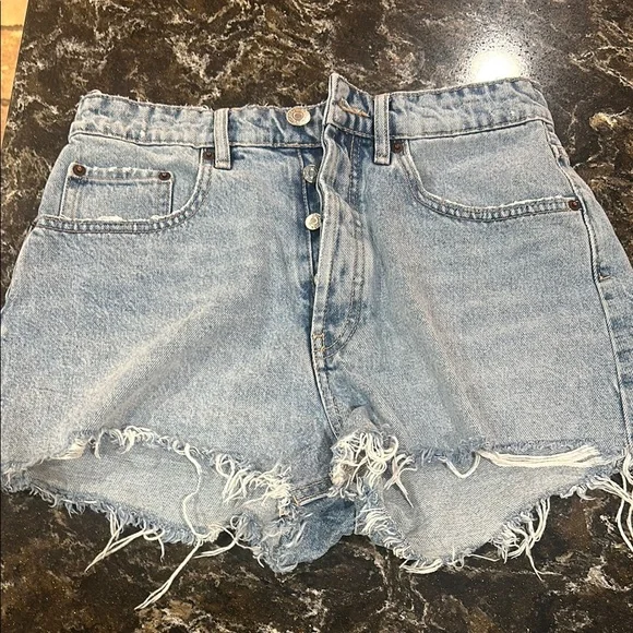 Zara Jean short - Picture 1 of 2